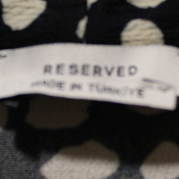 Black & Cream Reserved Long Sleeve Top - Sz M - Picture 2 of 5